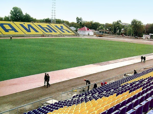 Stadion im. Petra Atoyana